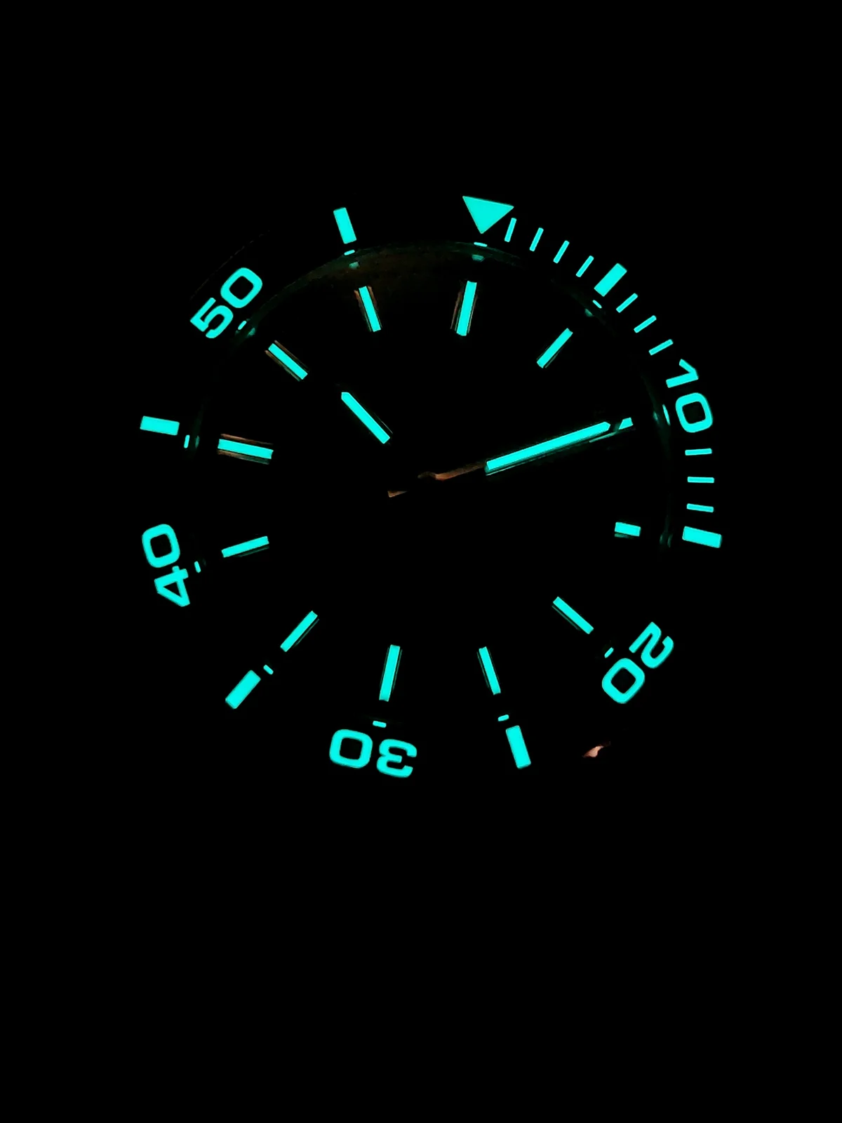 META, Super-LumiNova BGW9 luminescente al buio