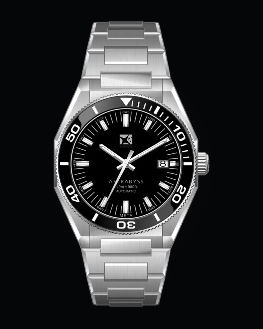META AM01.b Pure Black sul bracciale integrato in acciaio